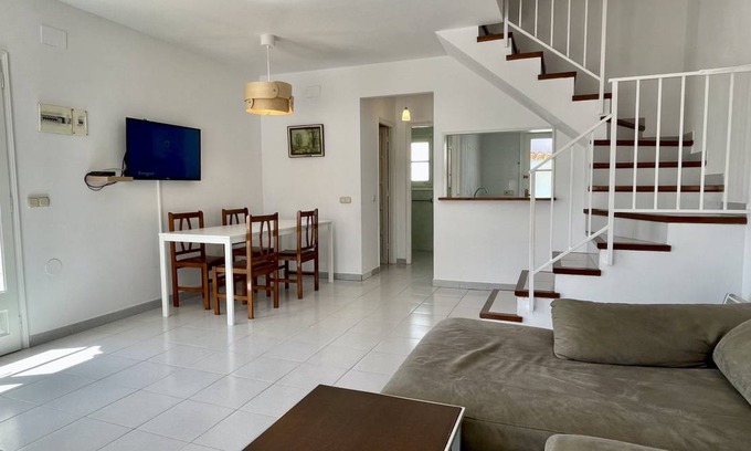 L'Escala House | 92 m² House ∙ 3 bedrooms ∙ 6 guests