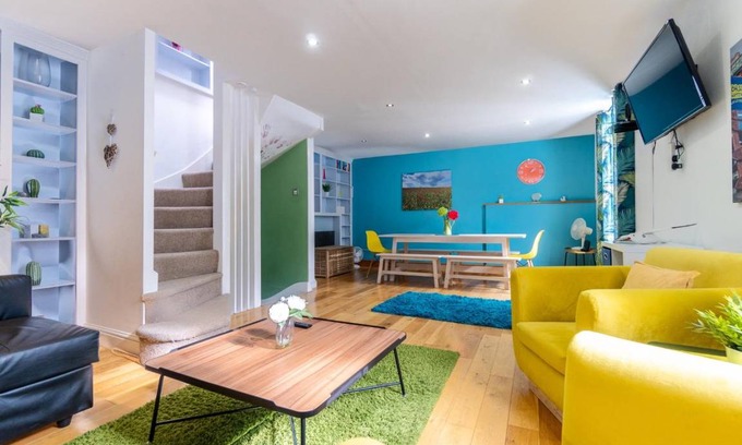 Kemptown House | 93 m² House ∙ 3 bedrooms ∙ 8 guests