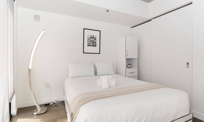 Downtown Winnipeg Condo | A 2 BR Unit in the Iconic Glasshouse Skylofts (1905)