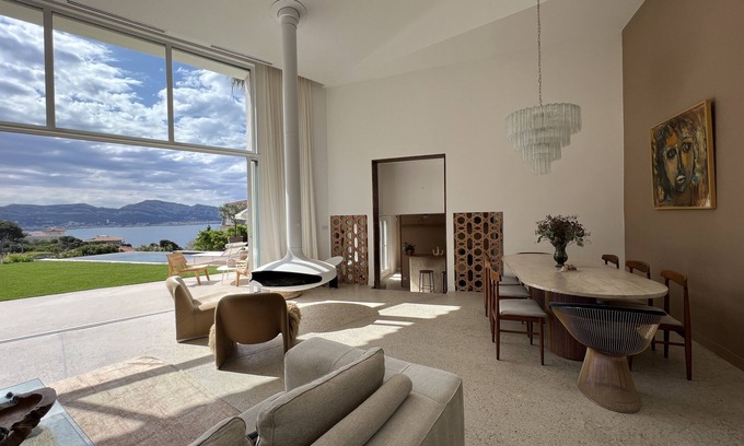 Endoume House | A 250m de la Mer, VUE Panoramique Mer, Derrière un Parc, Maison Méditerranéenne!