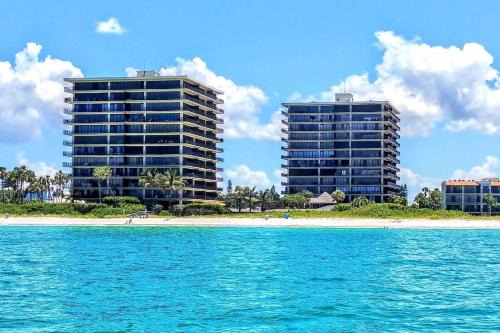 Sunset Beach House | A-301 - Mansions By The Sea
