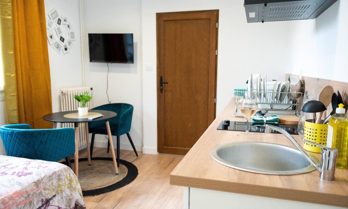 Montaubert - Rille - Saint-Sulpice Apartment | A 5 min à Pieds du Château de Fougères ! Appartement Idéal Pour un Séjour