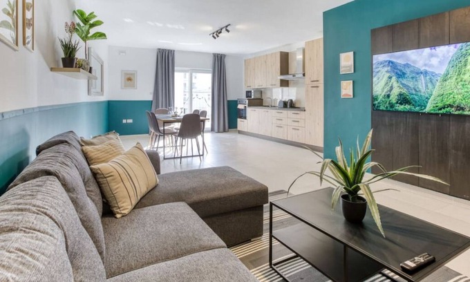 Pieta Apartment | A beautiful, comfy 2BR home in central Pieta