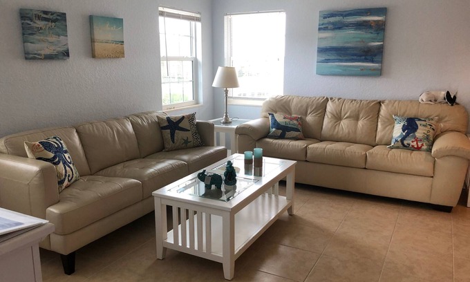 Englewood Condo | A Beautiful Sunset Awaits - Only a Few Steps to Beach