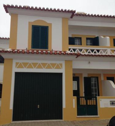 Zambujeira do Mar House | A Casinha da Tita - Moradia com Terraço