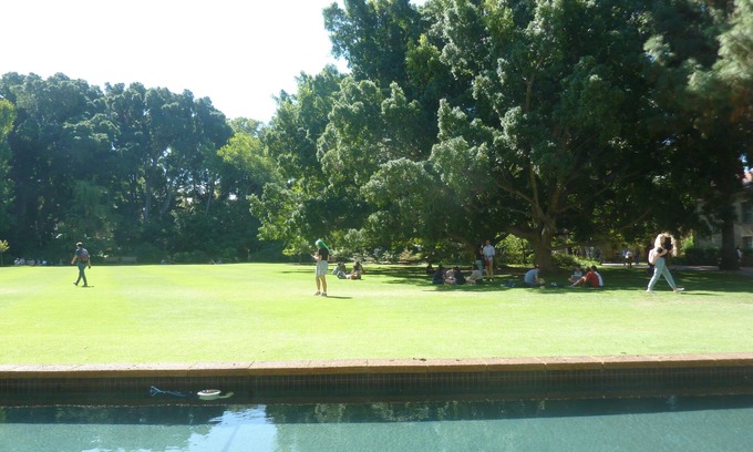 Advancetown House | A Classical Relaxation Resort for a family of 4 -6 in Christmas and/or New year