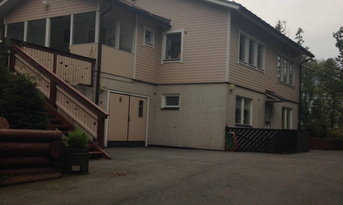 Vantaa Apartment | A COMFORTABLE APARTMENT IN A BIG HOUSE