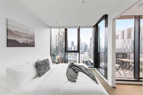 Southbank Apartment | A Cozy 2BR Apt with Yarra Views FREE Parking