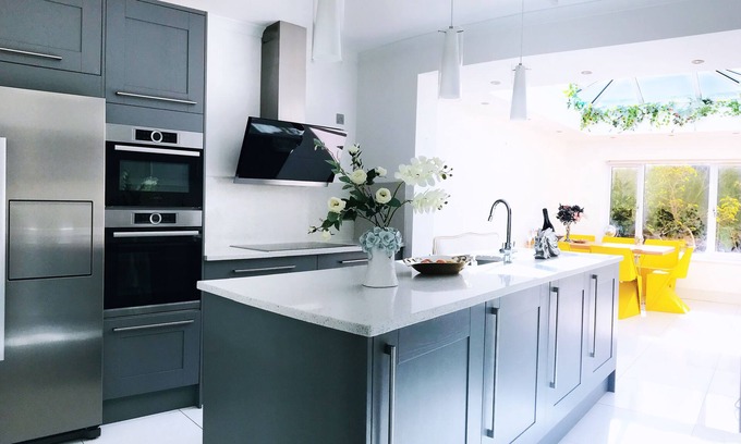 Whitton House | A double room in a beautiful house 0.7M from Twickenham stadium