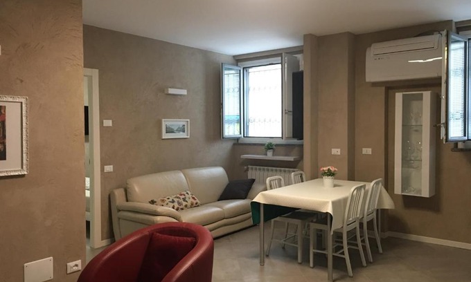 Isola Apartment | A due passi dal bosco verticale