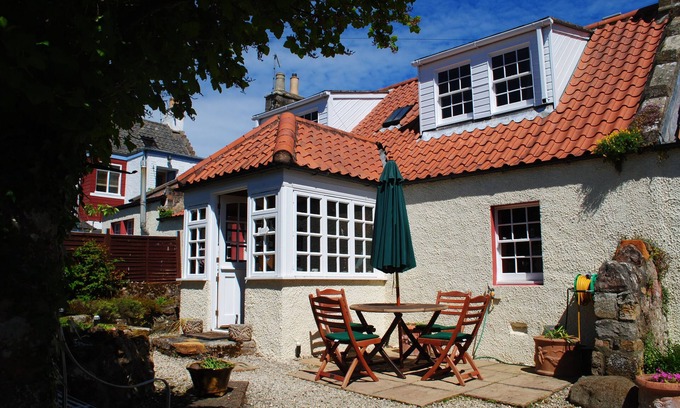 Crail Cottage | A fabulous traditional cottage - full of character - sleeps 6