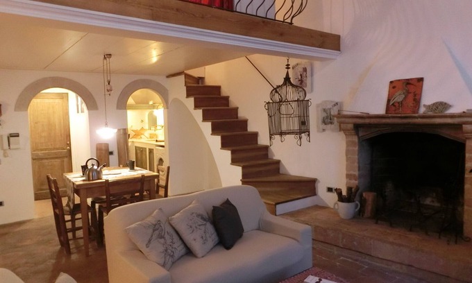 Old Town Apartment | A Few Steps from the Duomo