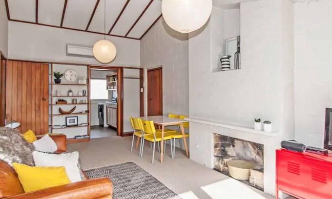 Saint Albans House | A HONEY FOR THE MONEY IN MERIVALE