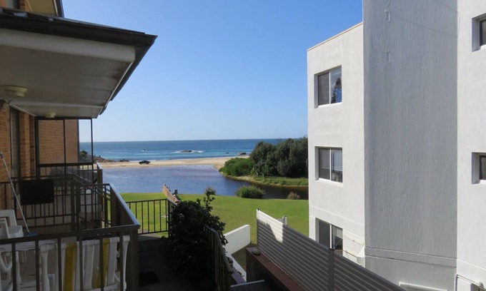 South West Rocks Apartment | A light and airy 2 bedroom beachfront unit with views of Trial Bay from the balcony.