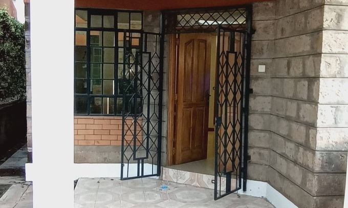 Nairobi House | A Lovely 4 Bedroom Maisonette in a Gated Community 15 Minutes from JKI Airport
