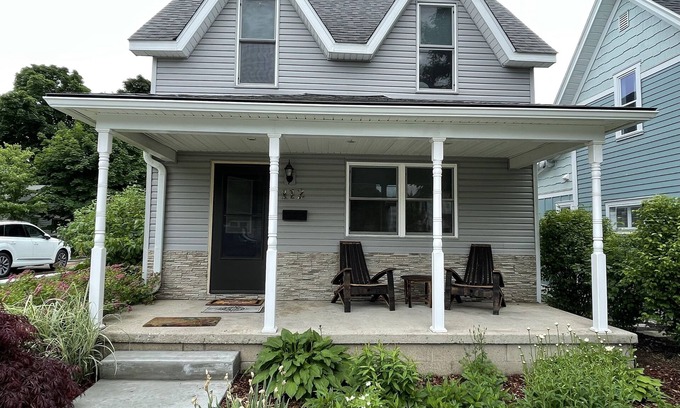 Charlevoix House | A magical house near downtown Charlevoix and streets away from Lake Michigan.