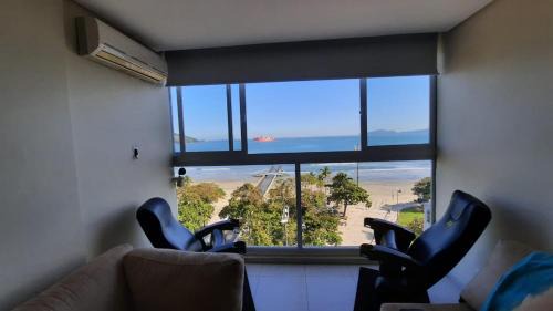 Embare Apartment | A melhor vista de Santos para 5 pessoas pé na areia