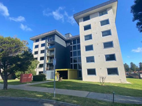 Fremantle Bed & Breakfast | A Mini Slice of Fremantle Rooms - Shared Amenities