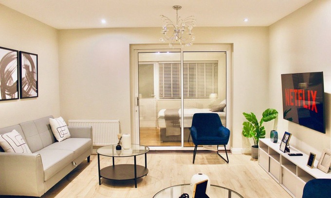 Reading Apartment | A peaceful home with a garden
