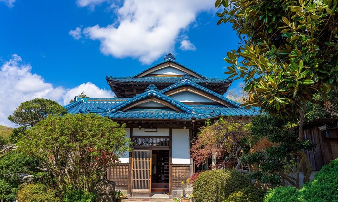 Hachioji House | A peaceful space surrounded by quiet and mountain nature views