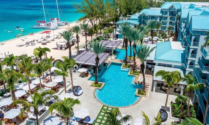 South Sound House | A Place You'll Surely Enjoy! w/ Outdoor Pool, Close to Laguna Del Mar