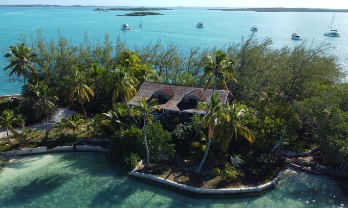 George Town Apartment | A rare combination of central location convenience & private island seclusion