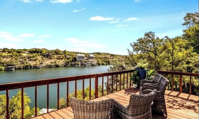 Marble Falls House | A rare find - bright gorgeous 3 bedroom home nestled on Lake Marble Falls!