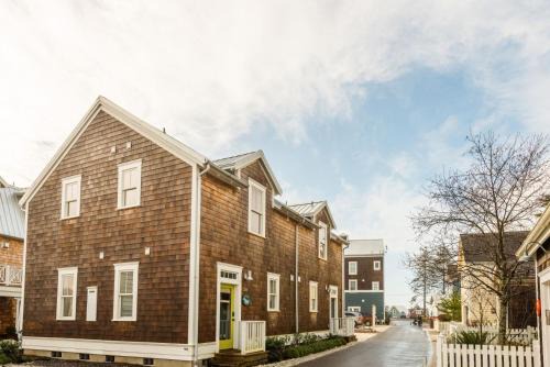 Seabrook House | A Stones Throw by Seabrook Hospitality