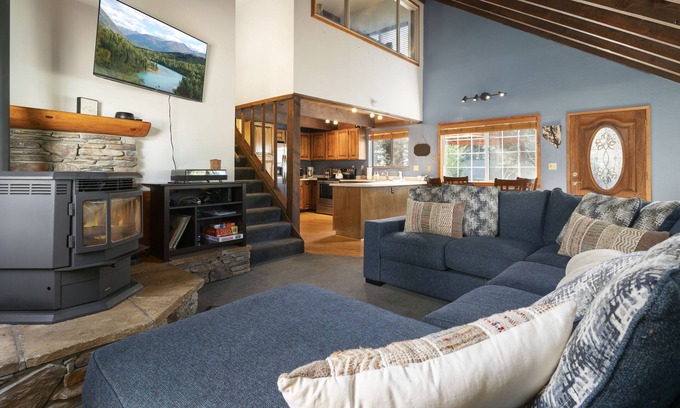 Incline Village House | A TASTE OF TAHOE- 3Bd/2Ba
