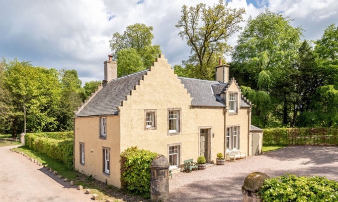St. Andrews Cottage | A traditional 3 bedroomed farmhouse close to St Andrews