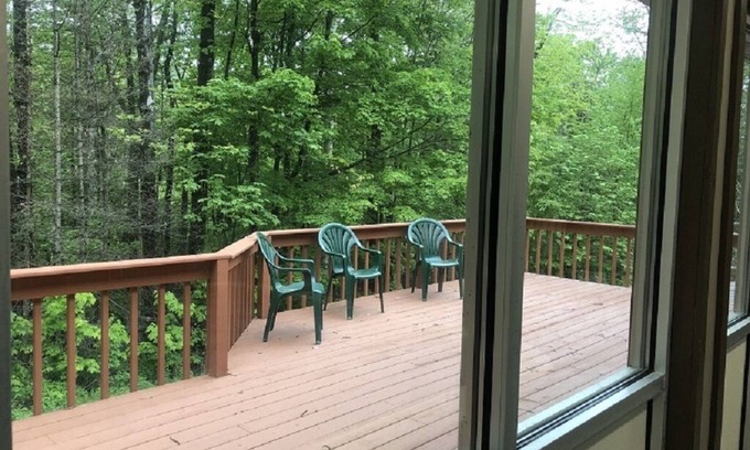 North Creek House | A very comfortable clean and cozy 2 Bedroom