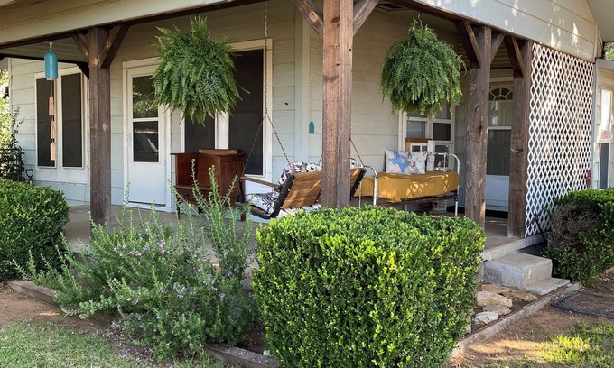 Childress House | A Walk in the Park