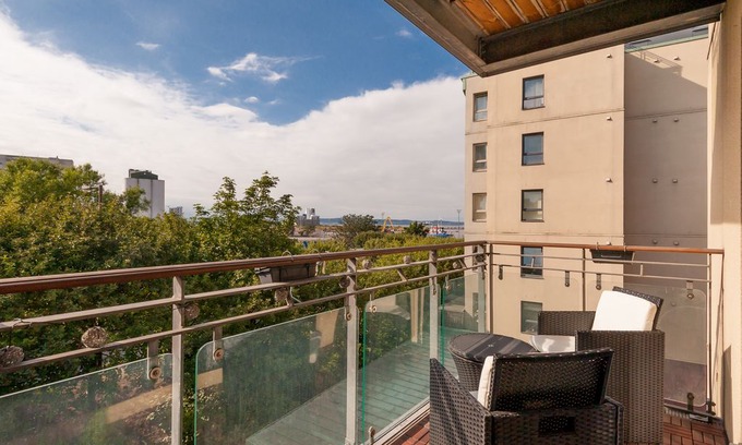 Newhaven Apartment | A wee bit of Luxury by the Sea