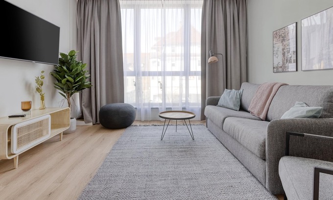 Aalen Apartment | Aalen Reichsstädter Str | Suite + Sofa Bed