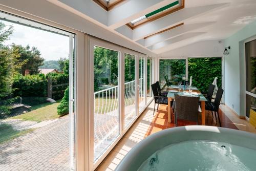 Solina Villa | Abramówka - dom z jacuzzi