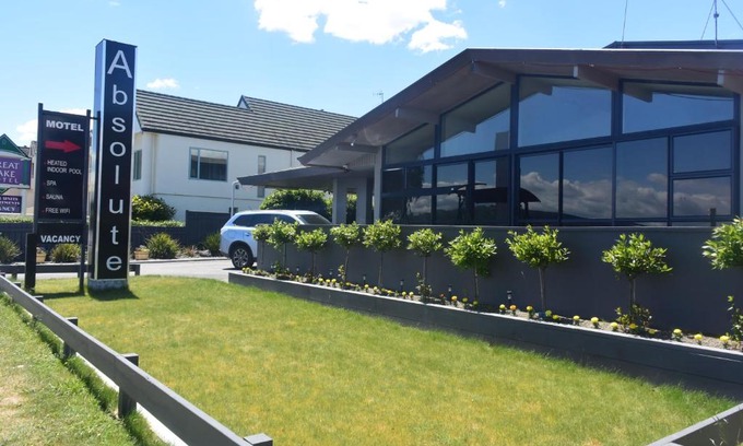 Taupo Hotel | Absolute Lake View Motel