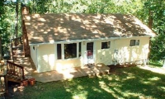 High Point House | Abundant Peace; Lakefront House with Dock, Canoe, Kayaks and WiFi Internet