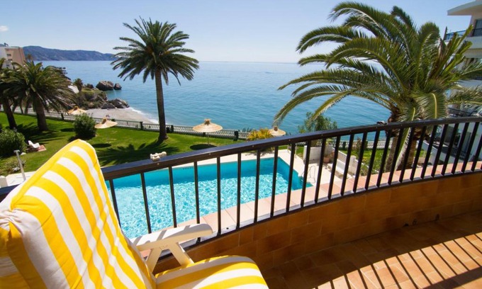 Nerja City Centre Apartment | Acapulco Playa 34 Menyber
