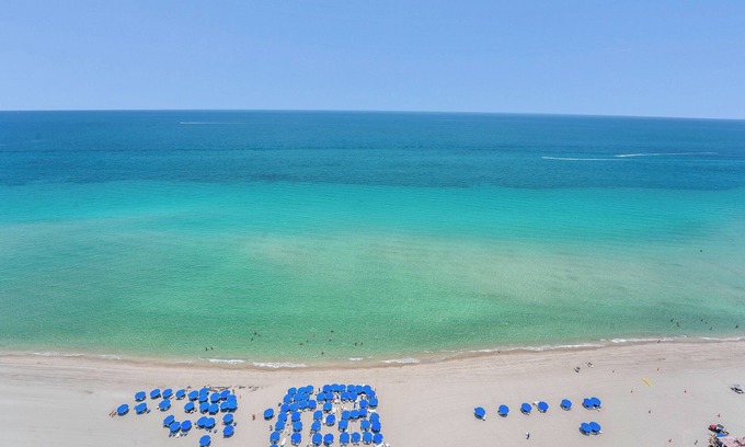 Sunny Isles Beach Apartment | Access All Hotel Amenities, Direct Oceanfront Marenas Beach Resort