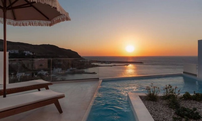 Paleopolis Apartment | Achla Private Pool Golden Vista Suites
