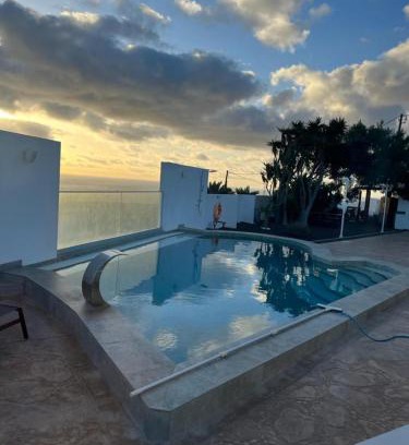 Fasnia Apartment | Acogedor Apartamento para 6 con Piscina y BBQ