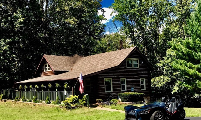 Bloomington Cabin | Acorn Resort is a unique retreat