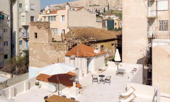 Makrigianni House | Acropolis Heights at the foot of the Parthenon