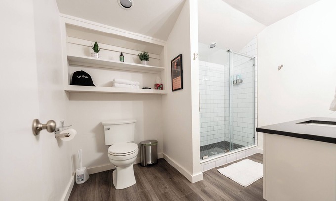 Norman House | Across From Stadium - OU - 4 Bed/2 Full Bath - Sleeps 8