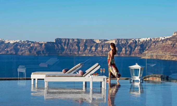 Akrotiri Hotel | Acroterra Rosa Luxury Suites & Spa