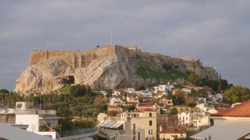 Plaka Apartment | AcroView
