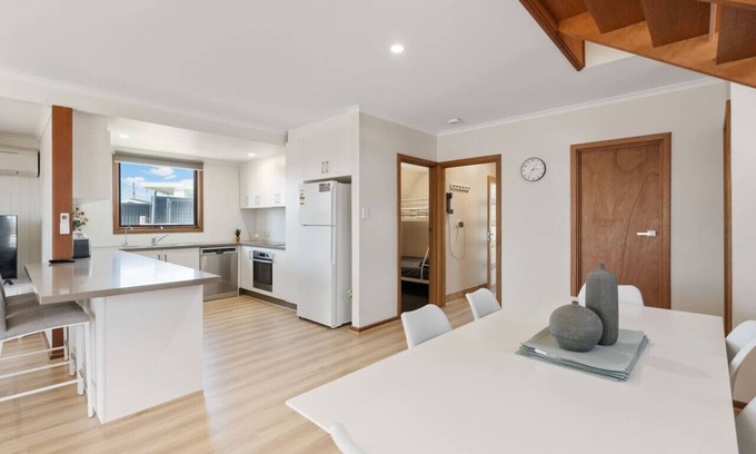 Goolwa South House | Acute, Home in Goolwa South