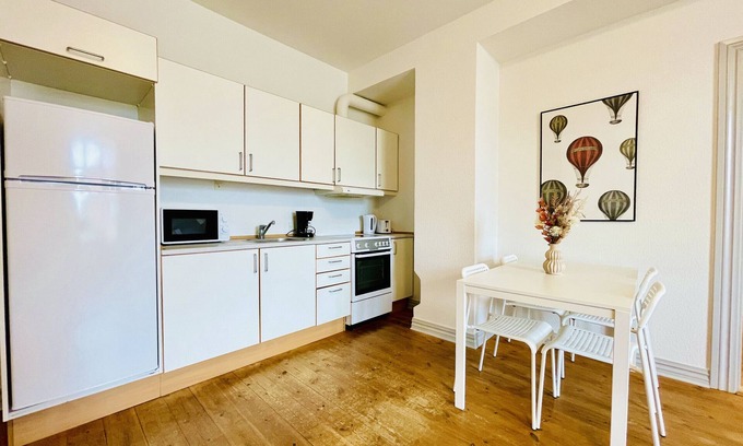 Hjørring Apartment | aday - Sunshine apartment in the heart og Hjørring