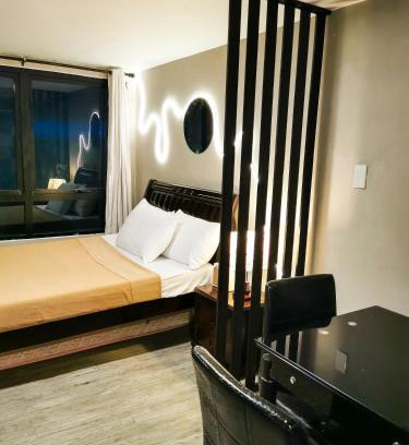Wack-Wack Greenhills Apartment | ADB Avenue Tower Staycation