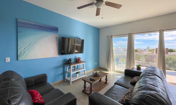 Las Conchas Apartment | Admire Sea View From a Stunning Condo by Premium